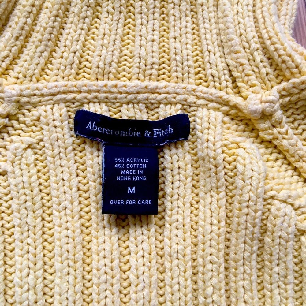 Abercrombie & Fitch Yellow Cable Turtleneck